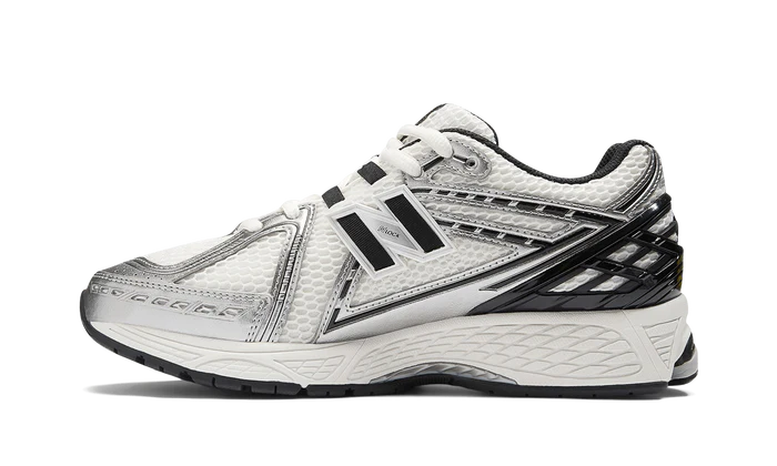 New Balance 1906R Silver Black - dropsnkrs