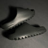 Adidas Yeezy Slide Dark Onyx - dropsnkrs
