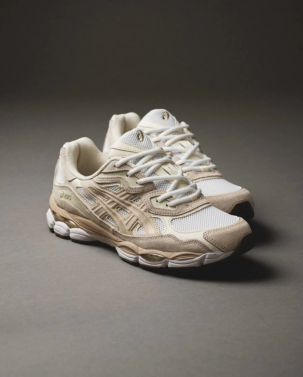 ASICS Gel NYC Blanc Gris Plume