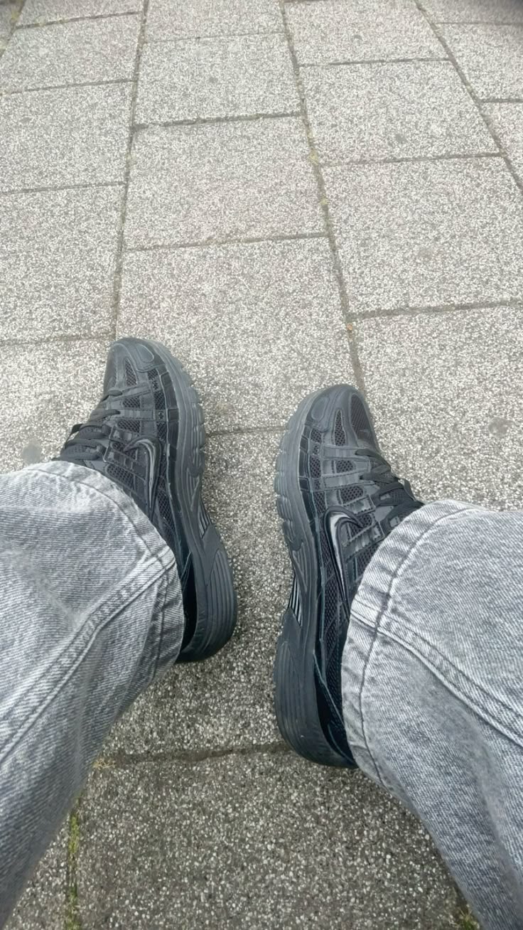 Nike P-6000 Premium Triple Black