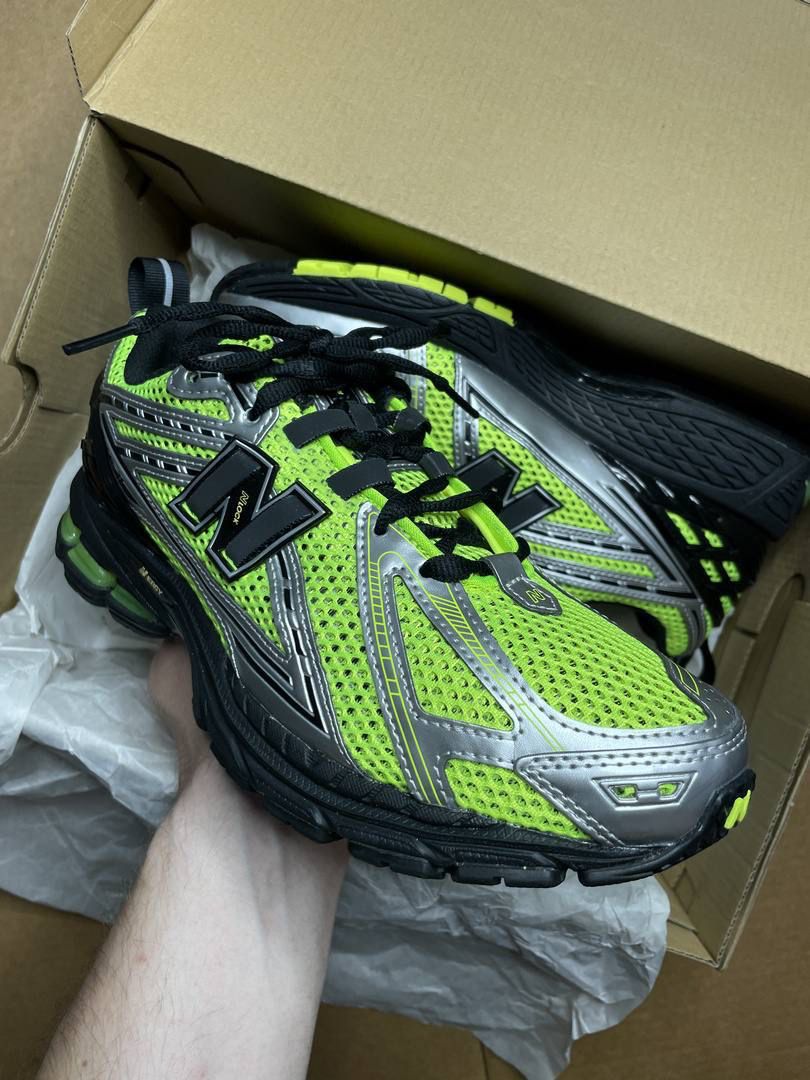 New Balance 1906R Volt Black