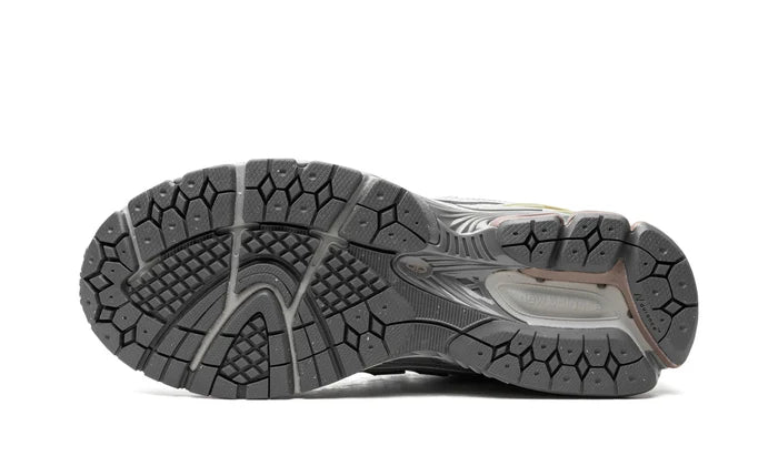 New Balance 1906N Team Away Grey