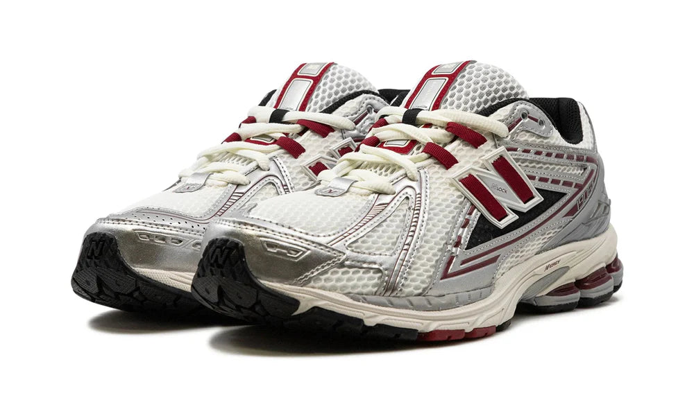New Balance 1906R Silver Classic Crimson