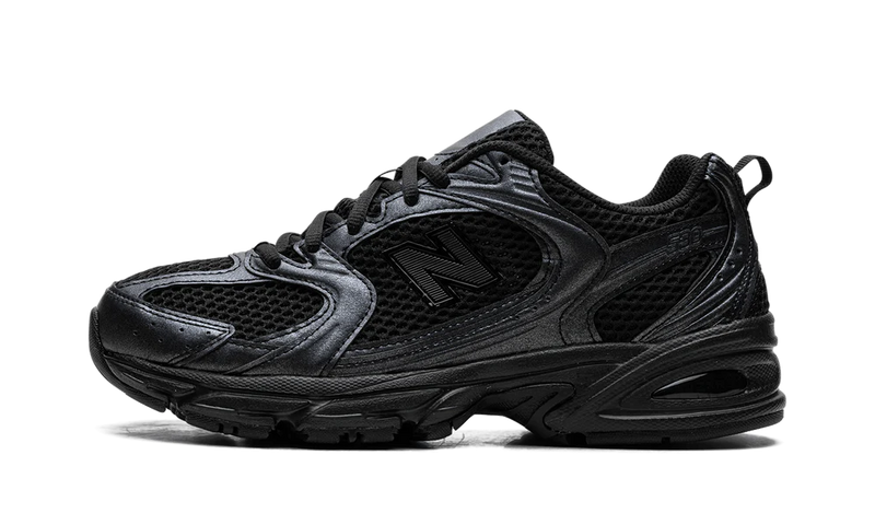 New Balance 530 Triple Black - dropsnkrs