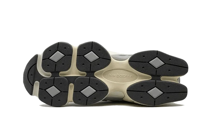 New Balance 9060 Granite Pink