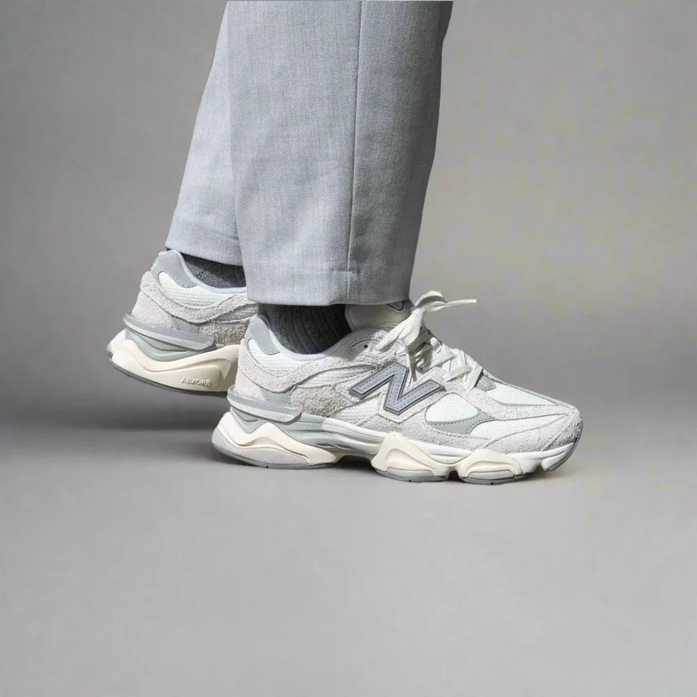 New Balance 9060 Moonbeam Sea Salt Beige