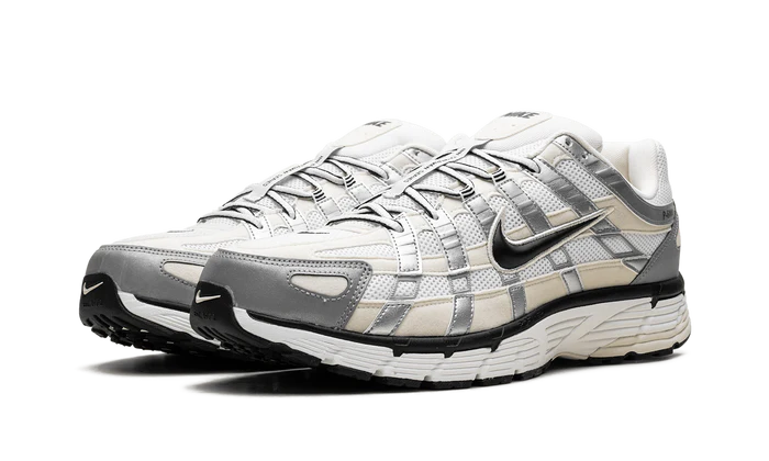 Nike P-6000 Lait de coco Argent métallisé